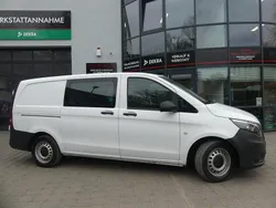 Arktikweiss Gebraucht 2021 Mercedes Vito Van / Kleinbus | 28.800 € (Guter Preis)