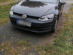Grau Gebraucht 2016 VW Golf VII Kombi | 7.500 €