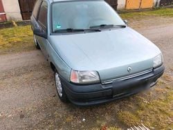 Gebraucht 1993 Renault Clio Kleinwagen | 1.000 €
