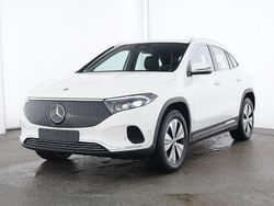 Weiß Gebraucht 2024 Mercedes EQA300 Advanced SUV | 36.850 € (Fairer Preis)