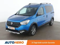 Blau Gebraucht 2020 Dacia Dokker Stepway Van | 17.990 € (Etwas zu teuer)