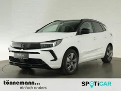 Weiss Gebraucht 2023 Opel Grandland X GSe SUV | 30.824 € (Fairer Preis)