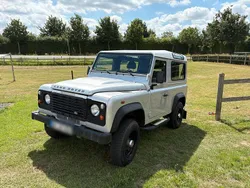 Silber Gebraucht 2012 Land Rover Defender SUV | 29.990 €