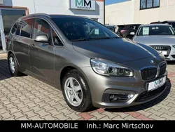 Platinsilber metallic Gebraucht 2015 BMW 218 Luxury Line Van / Kleinbus | 14.990 € (Fairer Preis)