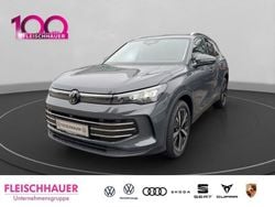 Grau Gebraucht 2024 VW Tiguan Elegance SUV | 38.970 € (Superpreis)