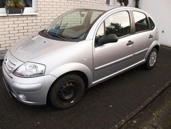 Silber Gebraucht 2007 Citroën C3 Kleinwagen | 2.500 € (Fairer Preis)