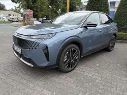 Blau Gebraucht 2024 Peugeot 3008 GT SUV | 39.990 €