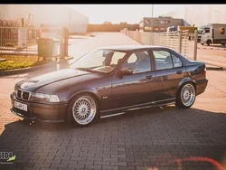 Grau Gebraucht 1997 BMW 328 Performance Limousine | 14.500 € (Guter Preis)