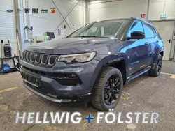 Blue shade metallic clear coat Gebraucht 2024 Jeep Compass SUV | 31.990 € (Fairer Preis)