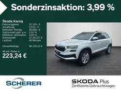 Weiß Gebraucht 2024 Skoda Karoq Selection SUV | 32.100 € (Fairer Preis)