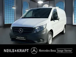 Arktikweiß Gebraucht 2023 Mercedes Vito Van / Kleinbus | 35.880 € (Teuer)