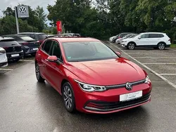 Kings red metallic Gebraucht 2022 VW Golf VIII Active Limousine | 22.400 € (Guter Preis)