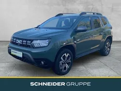 Grün Gebraucht 2024 Dacia Duster Journey SUV | 22.990 € (Guter Preis)