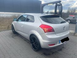 Silber Gebraucht 2009 Kia Ceed Spirit Limousine | 3.199 € (Fairer Preis)