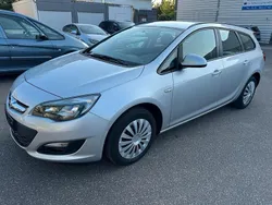 Argonsilber Gebraucht 2013 Opel Astra Edition Kombi | 4.799 € (Fairer Preis)