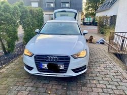 Weiß Gebraucht 2014 Audi A3 Attraction Limousine | 7.900 € (Superpreis)