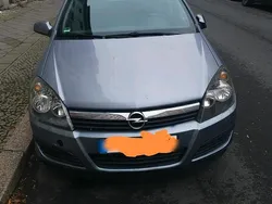 Silber Gebraucht 2005 Opel Astra Limousine | 450 € (Superpreis)