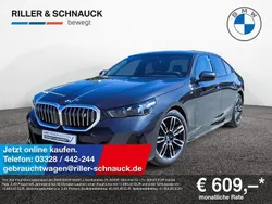 Black sapphire Gebraucht 2024 BMW i5 M Sport Limousine | 53.450 €