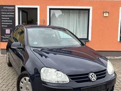 Blau Gebraucht 2004 VW Golf V Trendline Kleinwagen | 2.990 € (Etwas zu teuer)