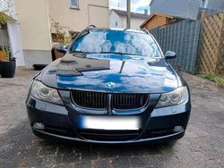 Blau Gebraucht 2007 BMW 325 Kombi | 4.000 €