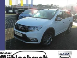 Weiß Gebraucht 2019 Dacia Logan MCV Stepway Kombi | 9.497 €