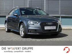 Grau Gebraucht 2020 Audi e-tron Design SUV | 18.870 € (Fairer Preis)