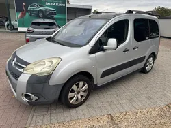 Grau Gebraucht 2009 Citroën Berlingo XTR Van / Kleinbus | 3.330 € (Fairer Preis)