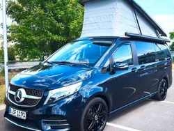 Blau Gebraucht 2020 Mercedes V200 AMG line Van / Kleinbus | 52.750 €
