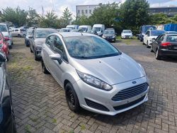 Silber Gebraucht 2014 Ford Fiesta Trend Kleinwagen | 5.550 € (Fairer Preis)