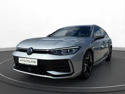 Oyster silver Gebraucht 2025 VW Passat R-line Kombi | 49.770 €