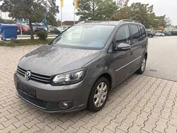 Grau Gebraucht 2013 VW Touran Highline Van / Kleinbus | 7.999 € (Guter Preis)