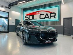 Grau Gebraucht 2024 BMW M760e Limousine | 143.990 €