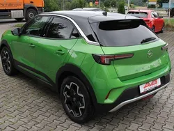 Grün Gebraucht 2022 Opel Mokka-e Ultimate SUV | 20.790 € (Fairer Preis)