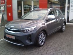 Perennialgrau Gebraucht 2022 Kia Stonic Vision SUV | 18.700 € (Fairer Preis)