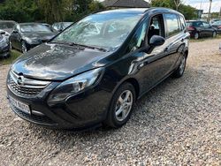 Schwarz Gebraucht 2014 Opel Zafira Tourer Edition Van / Kleinbus | 6.970 € (Etwas zu teuer)
