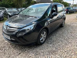 Schwarz Gebraucht 2014 Opel Zafira Tourer Edition Van / Kleinbus | 6.970 € (Etwas zu teuer)