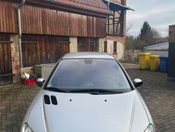 Silber Gebraucht 2004 Peugeot 206 Kleinwagen | 3.500 € (Teuer)