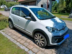 Weiß Gebraucht 2017 VW cross up! Kleinwagen | 6.500 € (Superpreis)