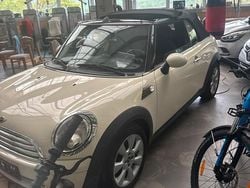 Weiß Gebraucht 2009 Mini Cooper Cabriolet Cabrio | 4.550 € (Etwas zu teuer)
