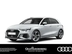 Gletscherweiß metallic Gebraucht 2024 Audi A3 Sportback S-Line Limousine | 35.980 € (Fairer Preis)