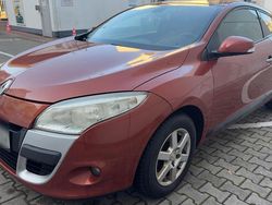 Orange Gebraucht 2010 Renault Mégane Coupé Coupé | 3.350 €