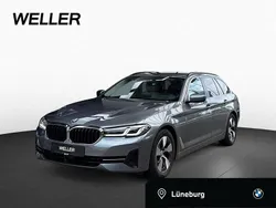 Blau Gebraucht 2021 BMW 520 Comfort Edition Kombi | 27.490 € (Superpreis)