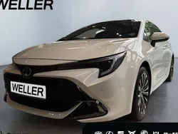 Schneeweiß uni Neu 2024 Toyota Corolla Team Limousine | 29.480 €