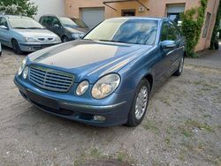 Blau Gebraucht 2004 Mercedes E270 Elegance Limousine | 2.899 € (Guter Preis)