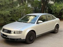 Grau Gebraucht 2001 Audi A4 Limousine | 1.500 € (Guter Preis)