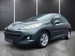 Grau Gebraucht 2009 Peugeot 207 Urban Move Limousine | 3.990 € (Etwas zu teuer)