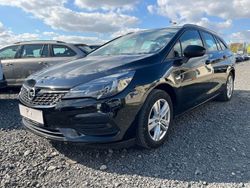Onyx schwarz Gebraucht 2021 Opel Astra Edition Kombi | 12.200 € (Fairer Preis)