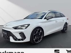 Weiss Gebraucht 2024 Cupra Leon VZ Kombi | 38.990 € (Guter Preis)