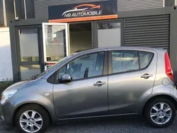 Grau Gebraucht 2010 Opel Agila Edition Kleinwagen | 4.500 € (Fairer Preis)