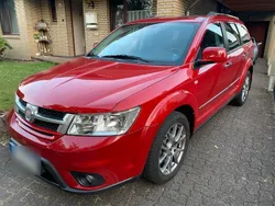 Rot Gebraucht 2012 Fiat Freemont SUV | 10.390 €